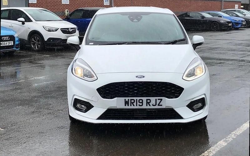 Used Ford Fiesta ST-Line 125 HP (91 kW) 2019 White Hatchback