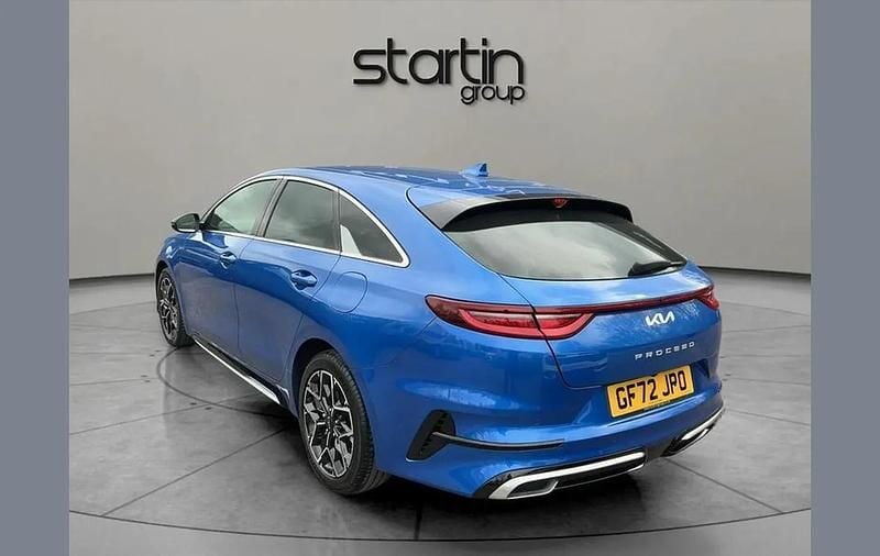 Used Kia ProCeed GT-Line 160 HP (117 kW) 2023 Blue Estate
