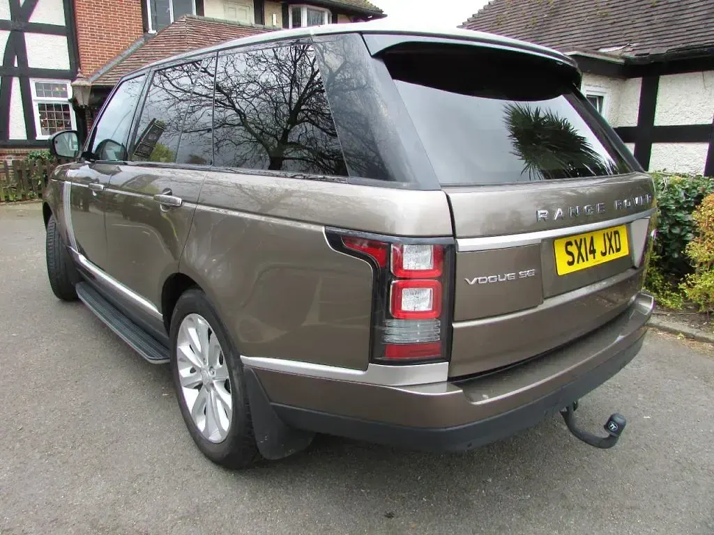 Używany Land Rover Range Rover Vogue SE 306 KM (225 kW) 2014 Brązowy SUV
