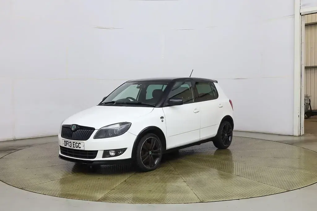Używany Skoda Fabia Monte Carlo 2013 Biały Hatchback