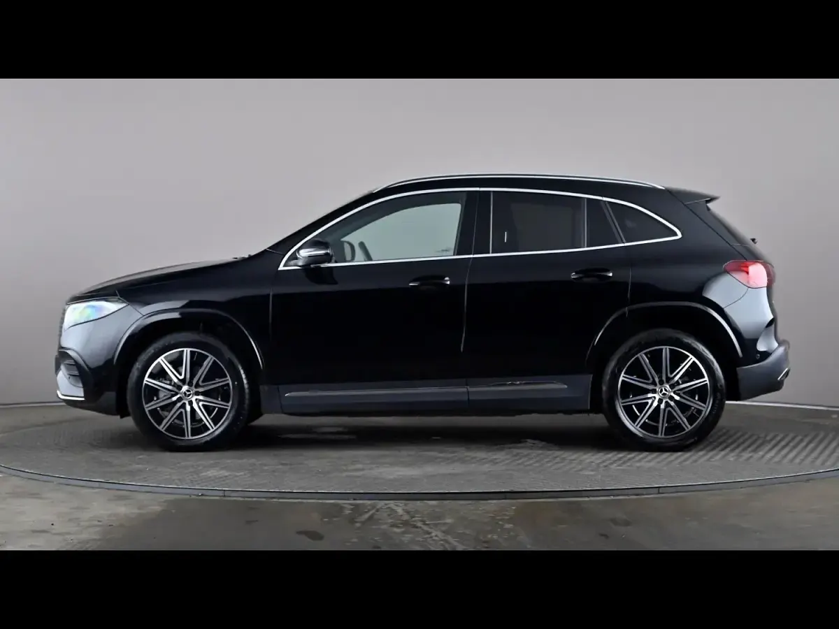 Used Mercedes EQA250+ Executive 139 kW (190 HP) 2024 Black SUV