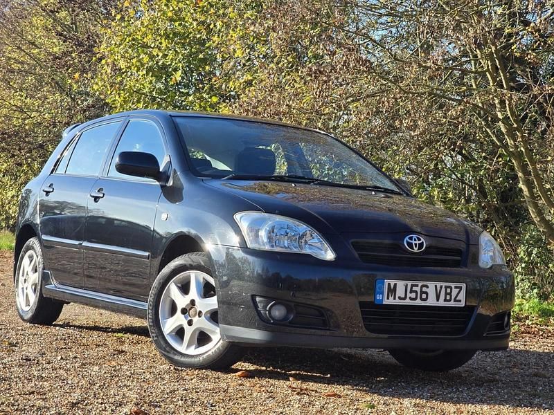 Black Used 2006 Toyota Corolla Hatchback | £4,450 (Fair price) - Image 1/4
