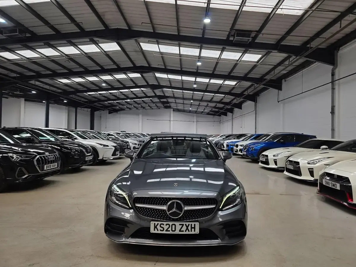 Begagnad Mercedes C220 AMG line 194 HK (142 kW) 2020 Grå Cab