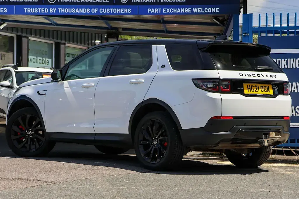 Used Land Rover Discovery Sport HSE 2021 White SUV