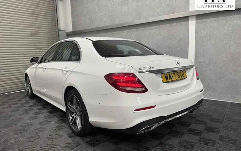 Used Mercedes E220 AMG line 194 HP (142 kW) 2017 White Sedan