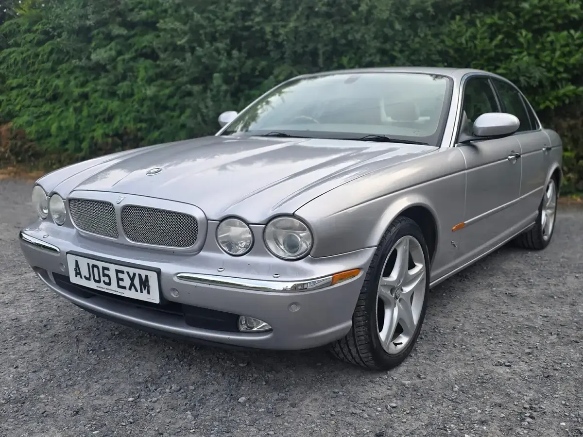 Used Jaguar XJ6 Sovereign 2005 Silver Sedan
