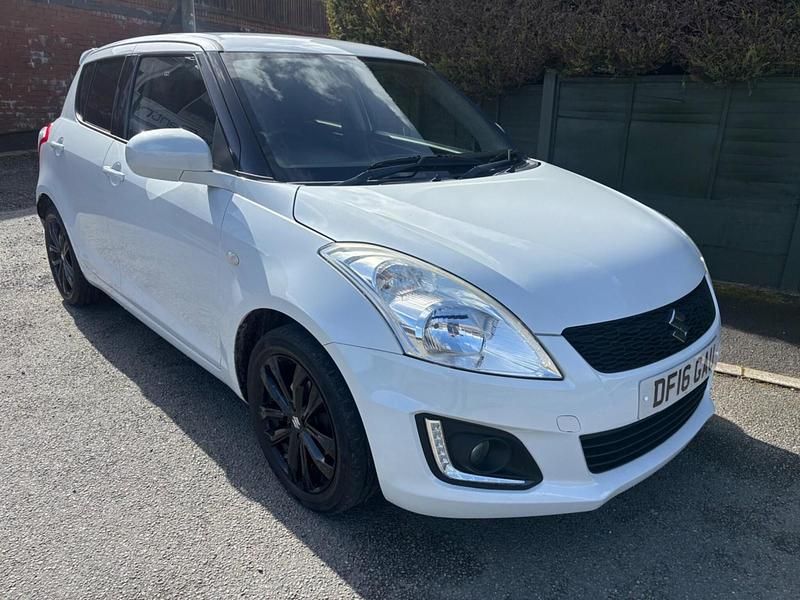 Used Suzuki Swift SZ-L 94 HP (69 kW) 2016 White Hatchback