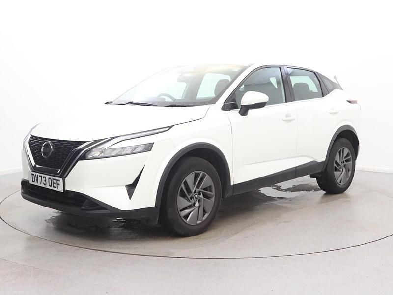 Used Nissan Qashqai Acenta Premium 2023 White SUV