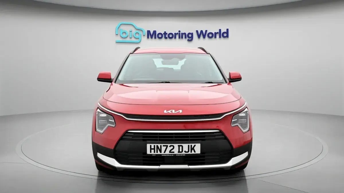 Second-hand Kia Niro 141 CP (103 kW) 2022 Roșu SUV