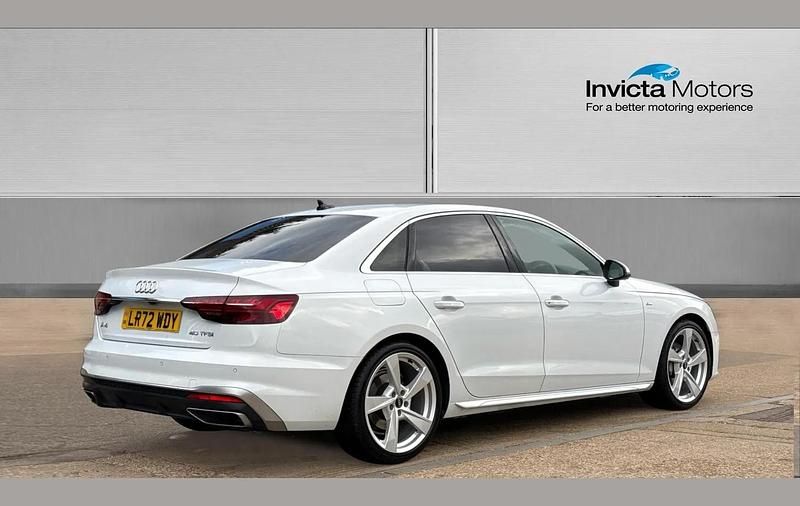 Used Audi A4 S-Line 204 HP (150 kW) 2022 White Sedan