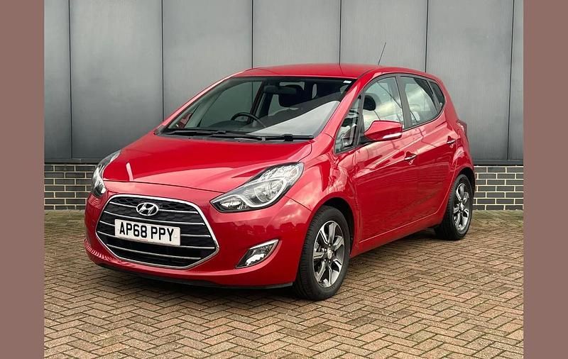 Used Hyundai ix20 SE 123 HP (90 kW) 2019 Red Hatchback