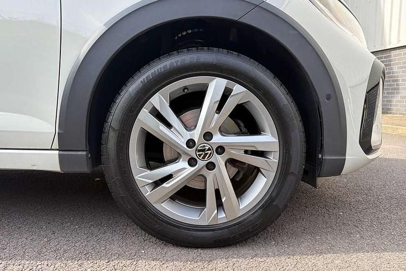 Used VW Taigo R-line 110 HP (80 kW) 2022 Grey SUV