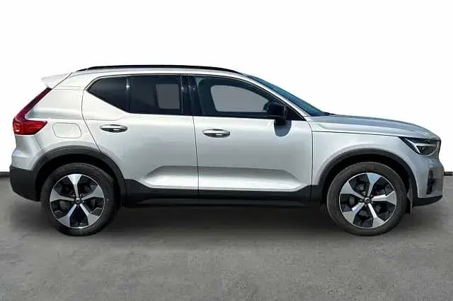 Used Volvo XC40 Plus 194 HP (142 kW) 2023 SUV