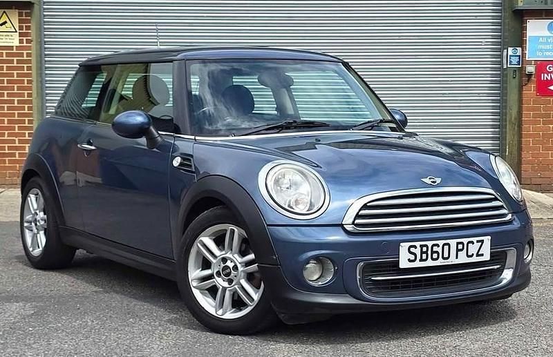 Blue Used 2010 Mini Cooper Hatch Hatchback | £2,250 (Fair price) - Image 1/4