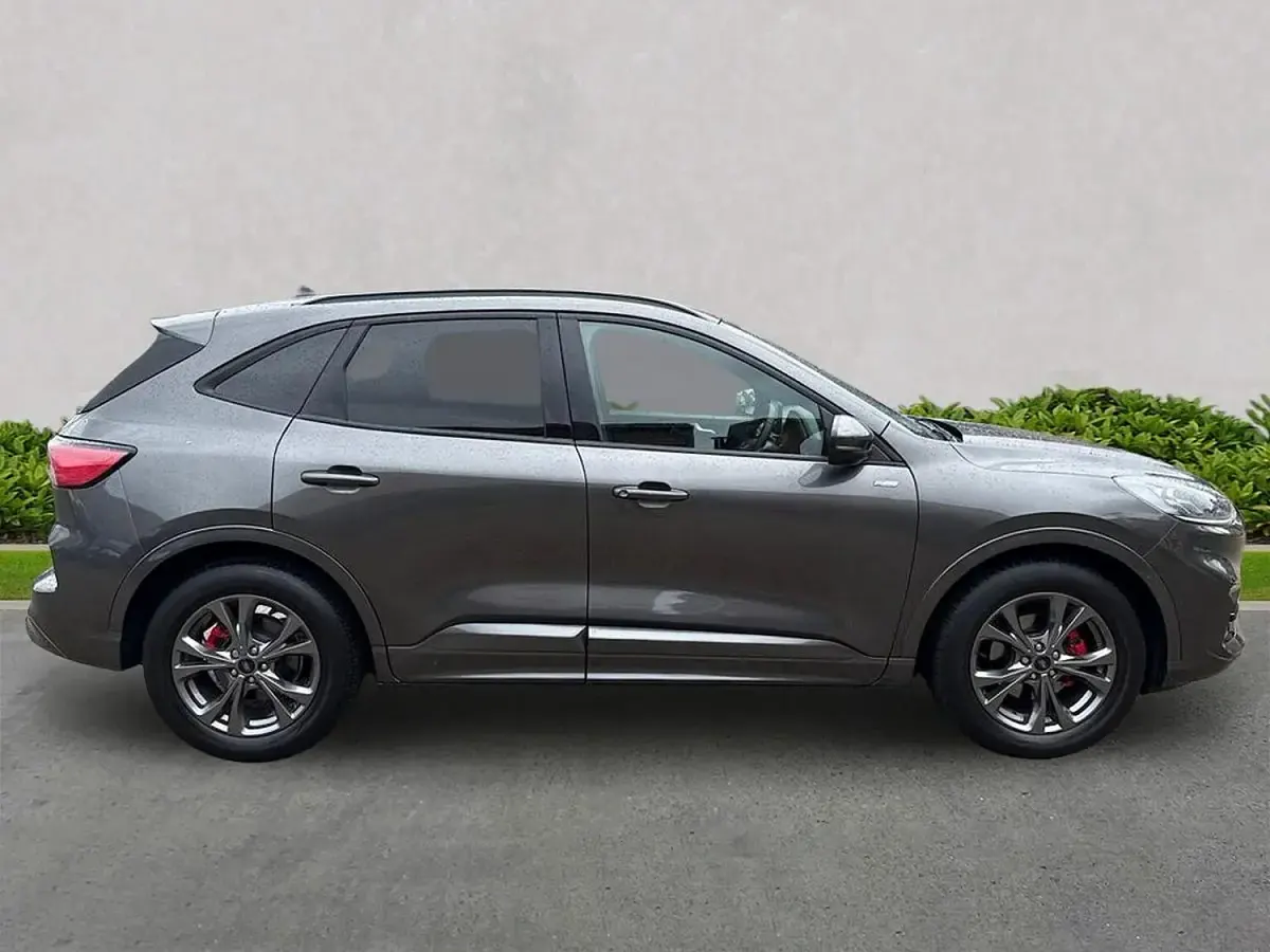 Used Ford Kuga ST-Line 150 HP (110 kW) 2023 Grey SUV