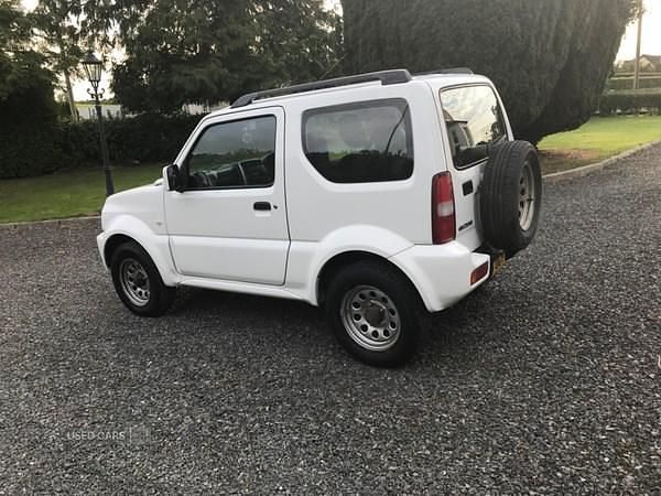 Used Suzuki Jimny SZ3 2014 White SUV