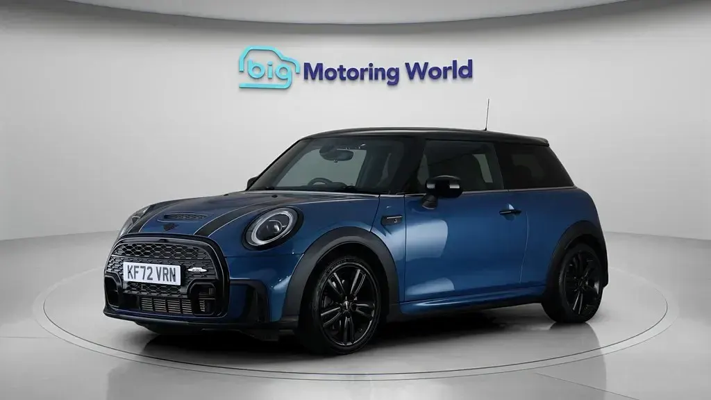 Usado Mini Cooper S Hatch 178 CV (130 kW) 2023 Azul Utilitario