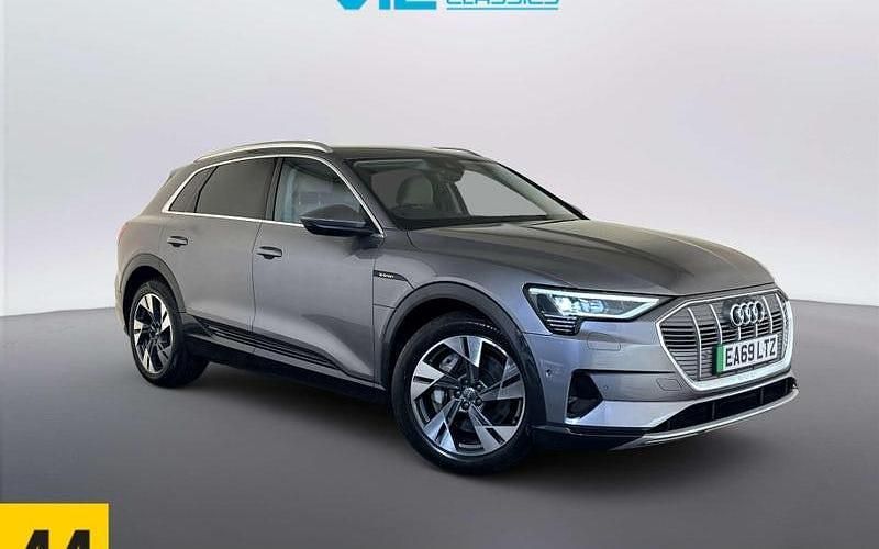Used Audi e-tron Design 300 kW (408 HP) 2020 SUV