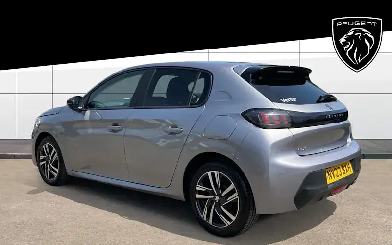 Used Peugeot 208 Active+ 102 HP (75 kW) 2023 Grey Hatchback