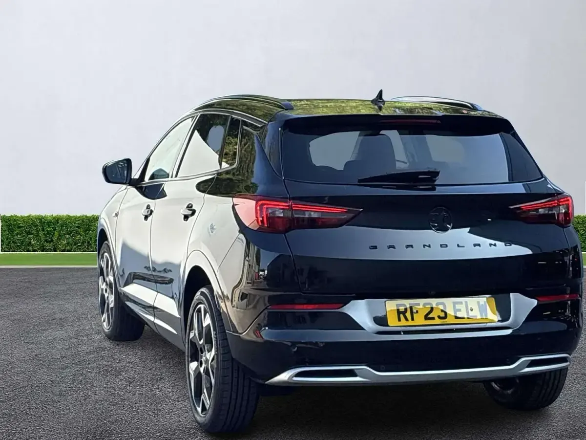 Used Vauxhall Grandland X Ultimate 130 HP (95 kW) 2023 Black SUV