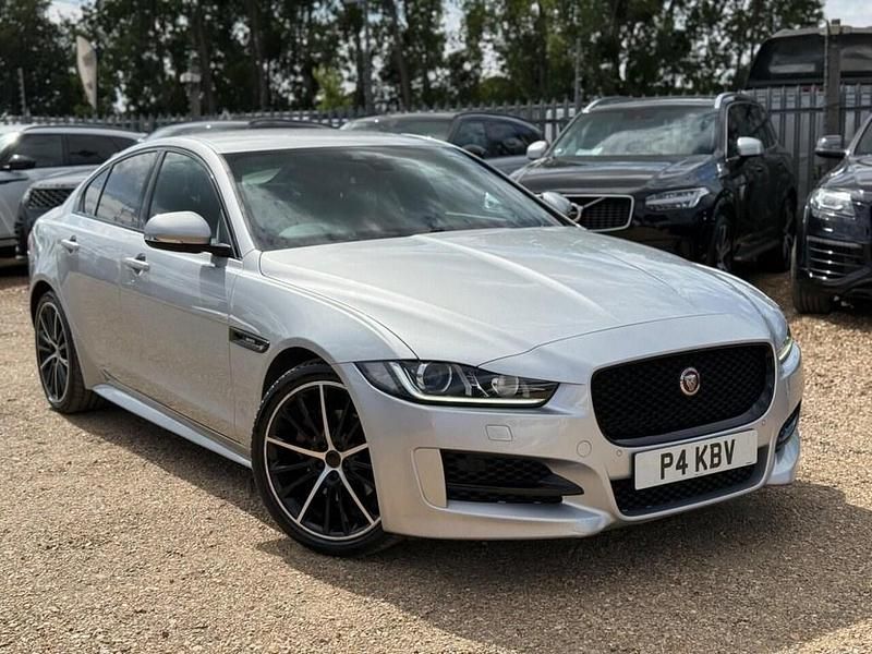 Used Jaguar XE R-Sport 180 HP (132 kW) 2016 Silver Sedan