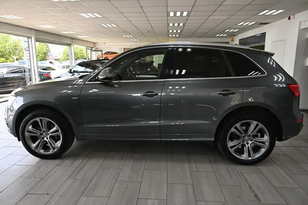 Used Audi Q5 S-line plus 2016 Grey SUV