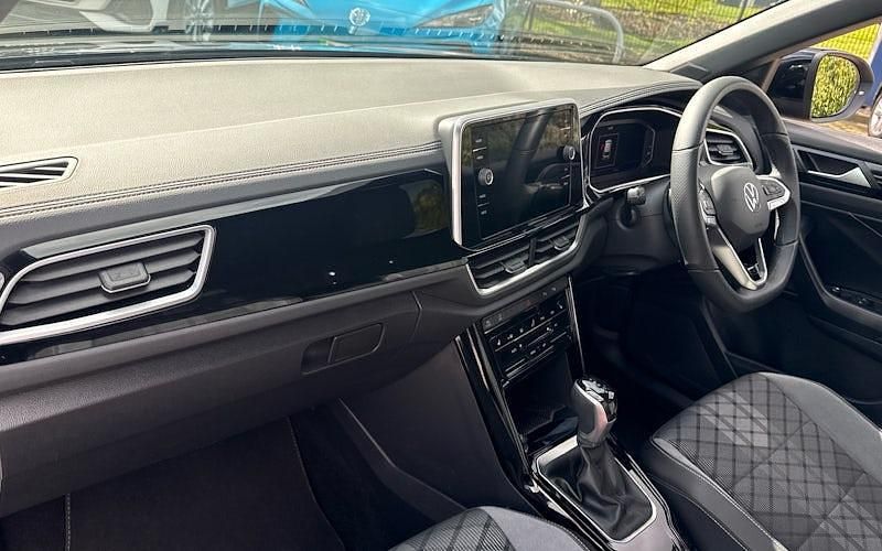 Używany VW T-Roc R-line 150 KM (110 kW) 2025 Czarny SUV