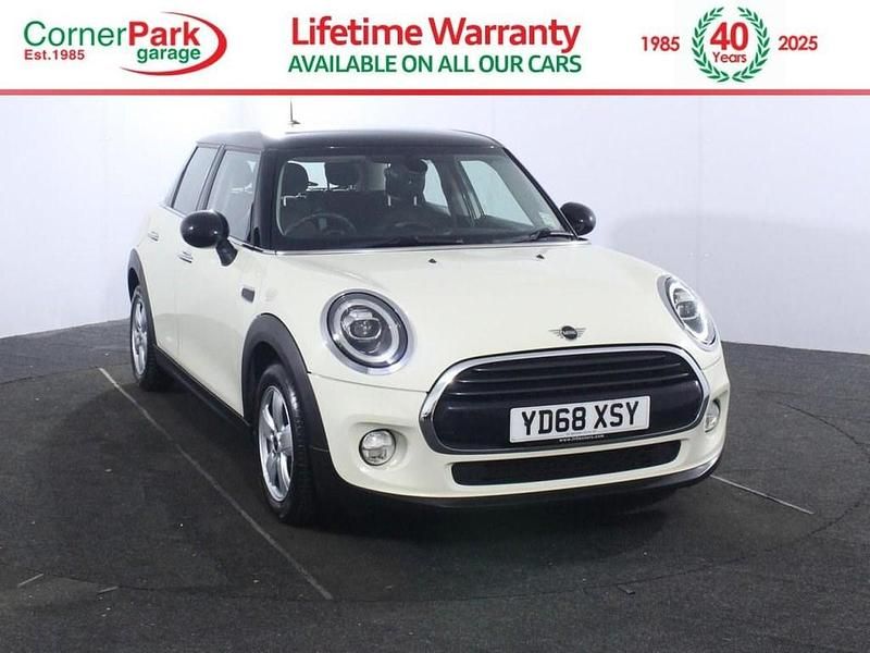 Used Mini Cooper Hatch 136 HP (100 kW) 2018 White Hatchback