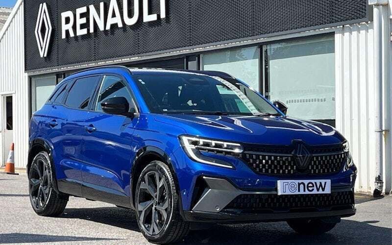 Blue Used 2024 Renault Austral Techno Esprit Alpine SUV | £25,134 (Fair price) - Image 1/3