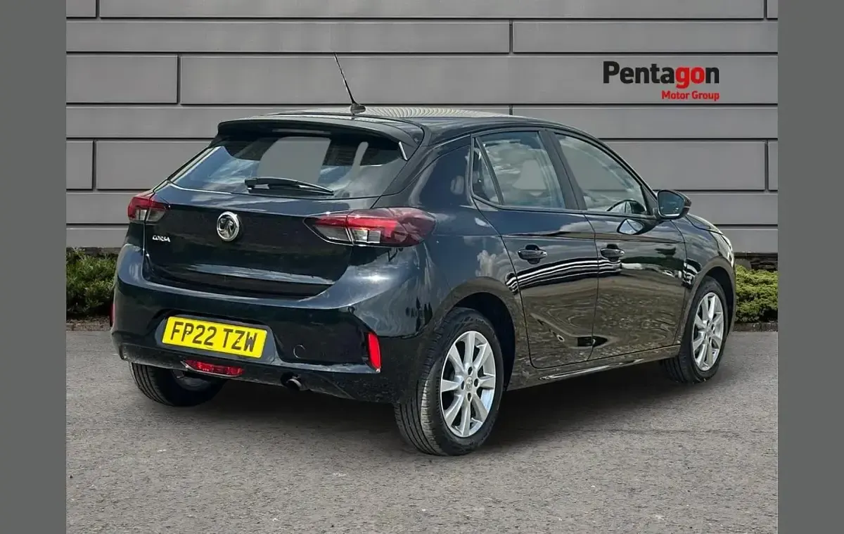 Used Vauxhall Corsa Edition 73 HP (53 kW) 2022 Black Hatchback