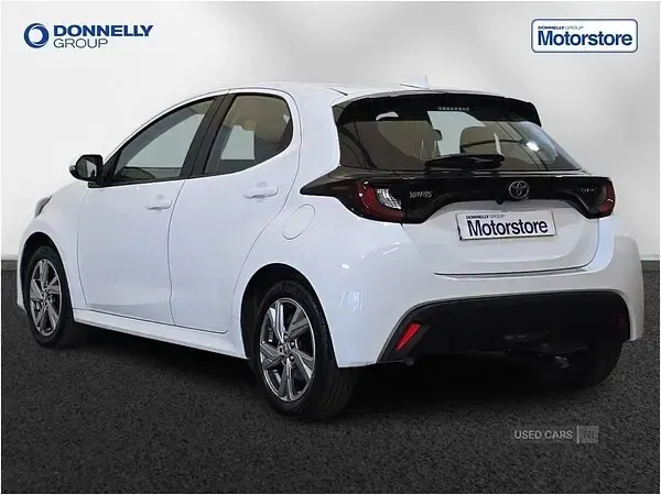 Used Toyota Yaris 116 HP (85 kW) 2024 White Hatchback