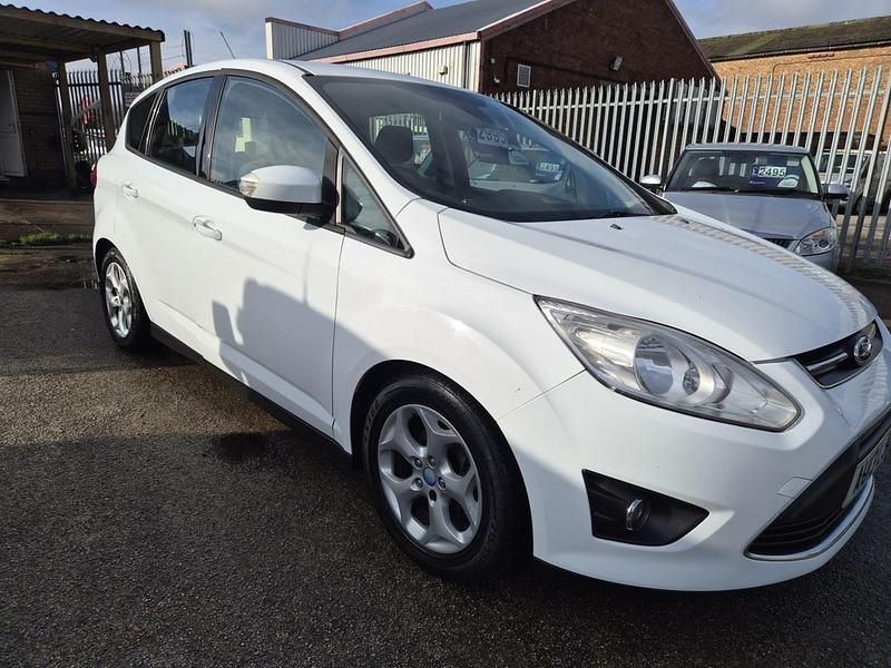 Begagnad Ford C-MAX Zetec 115 HK (84 kW) 2013 Vit Minibuss