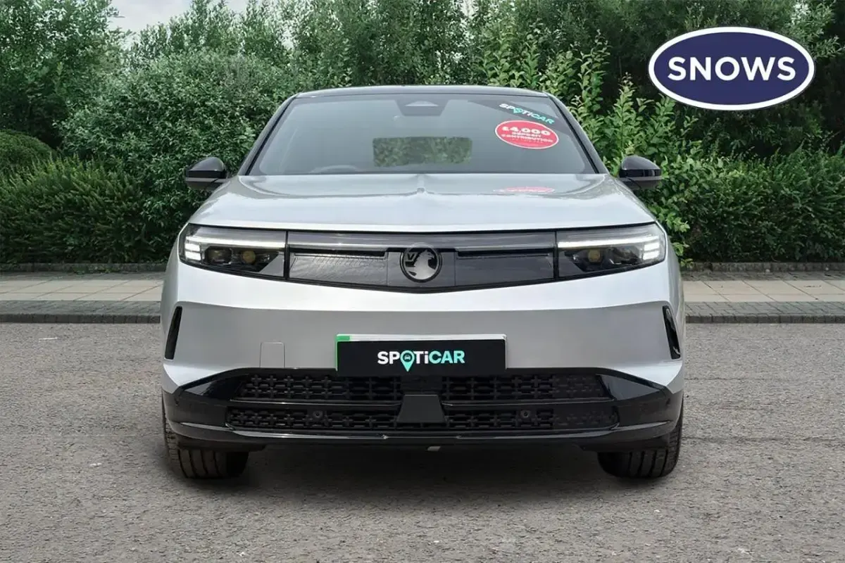 Used Vauxhall Grandland 156 kW (213 HP) 2025 Grey SUV