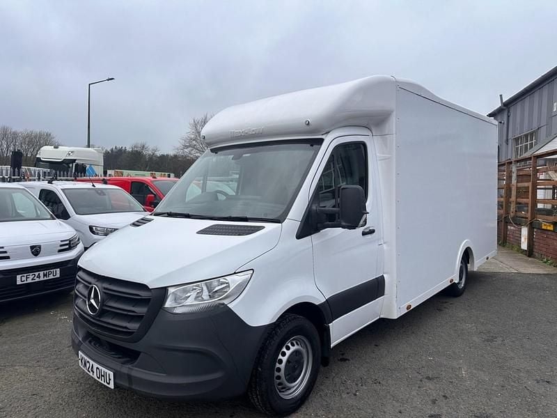 Begagnad Mercedes Sprinter Progressive 2024 Vit Van