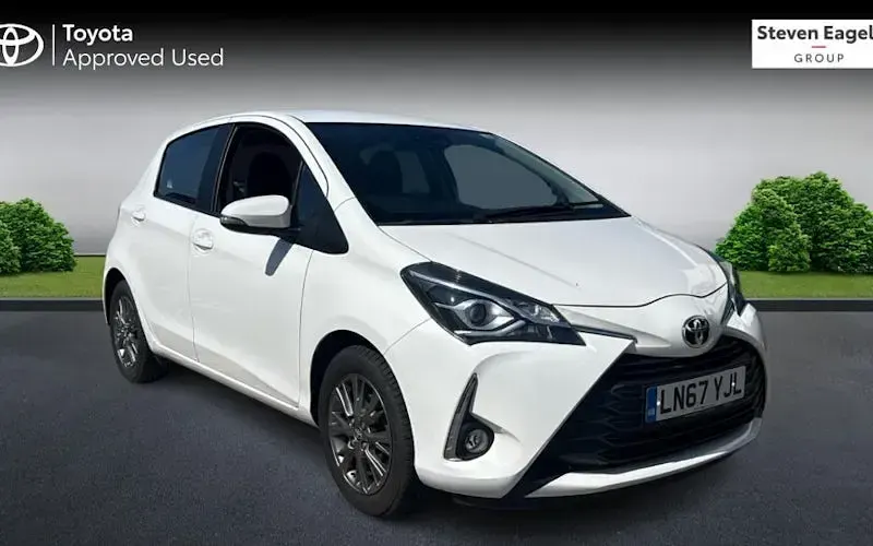 Used Toyota Yaris 69 HP (50 kW) 2017 Hatchback