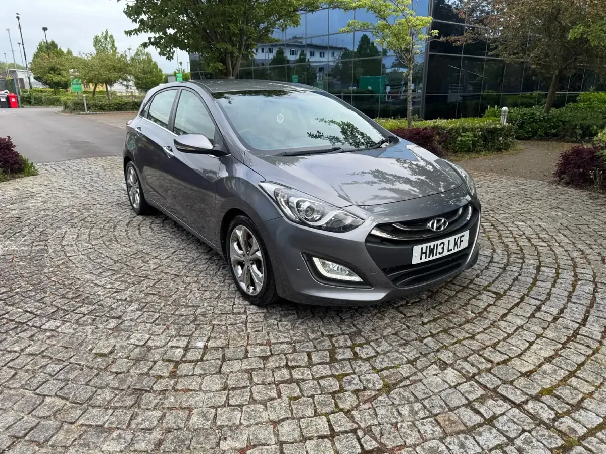 Second-hand Hyundai i30 Premium 2013 Gri Hatchback