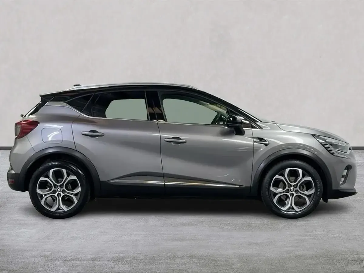 Used Renault Captur Techno 145 HP (106 kW) 2023 Grey SUV