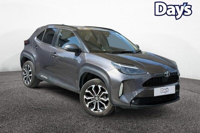 Used Toyota Yaris Hybrid Design 116 HP (85 kW) 2023 SUV