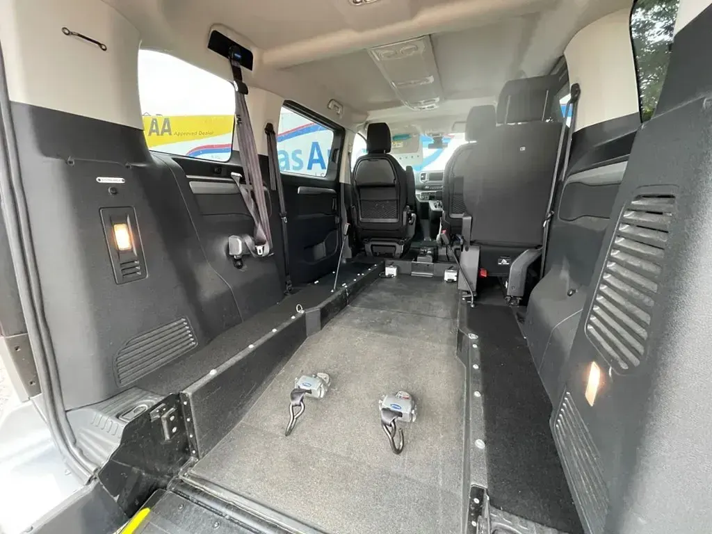 Used Citroën Spacetourer Feel 120 HP (88 kW) 2023 Grey MPV