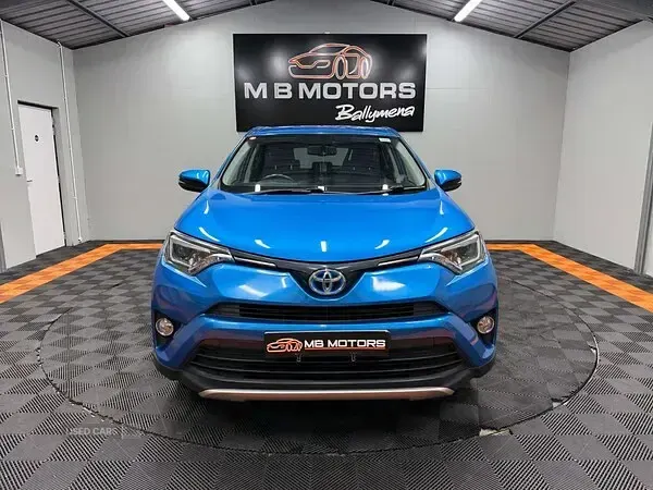 Used Toyota RAV4 Business Edition 197 HP (144 kW) 2016 Blue SUV