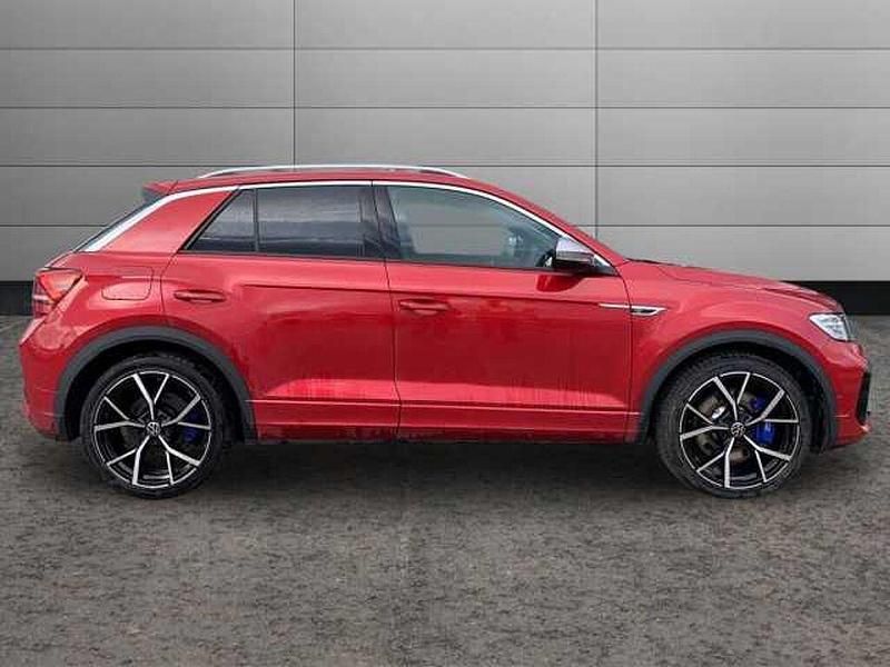 Used VW T-Roc R 300 HP (220 kW) 2022 Red SUV