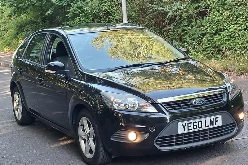 Black Used 2010 Ford Focus Zetec Hatchback | £1,850 (Good price) - Image 1/1