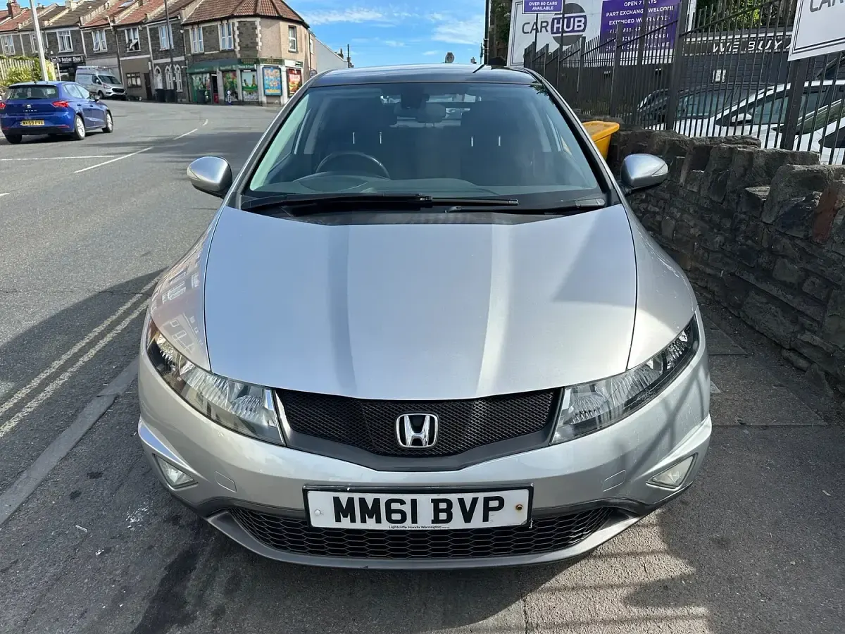 Used Honda Civic ES 138 HP (101 kW) 2012 Silver Hatchback