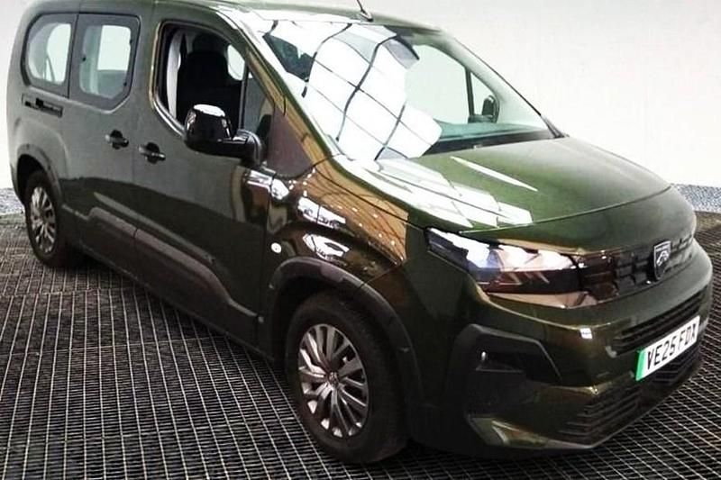 Used Peugeot e-Rifter Allure 100 kW (136 HP) 2025 MPV