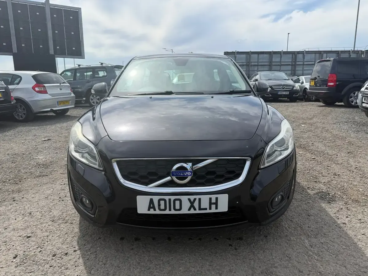 Used Volvo C30 SE 2010 Black Hatchback