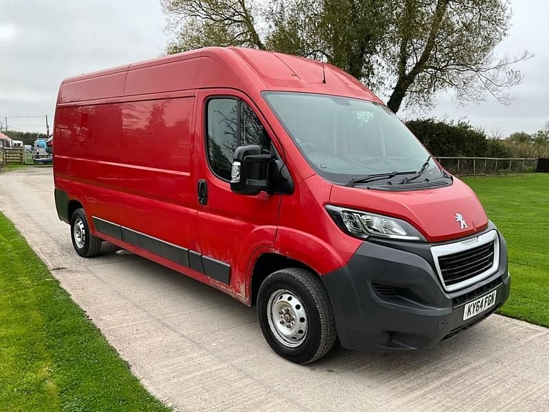 Red Used 2014 Peugeot Boxer Van | £3,250 (Good price) - Image 1/4