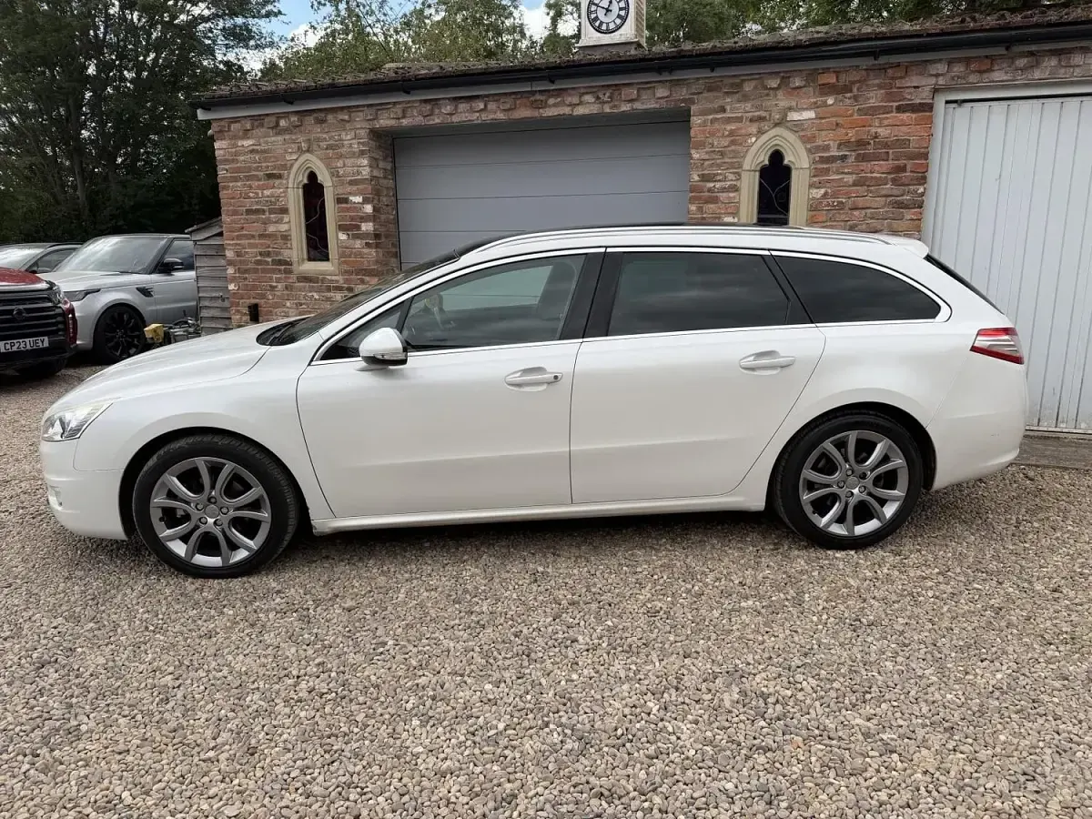 Used Peugeot 508 Allure 2013 White Estate