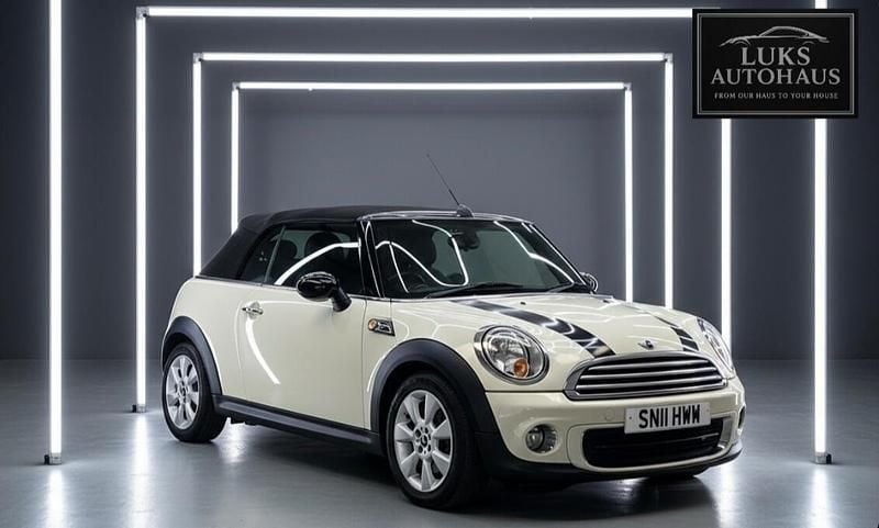 White Used 2011 Mini ONE Hatchback | £2,495 (Fair price) - Image 1/4