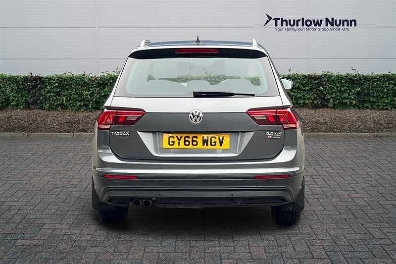 Used VW Tiguan SE 150 HP (110 kW) 2016 Grey SUV