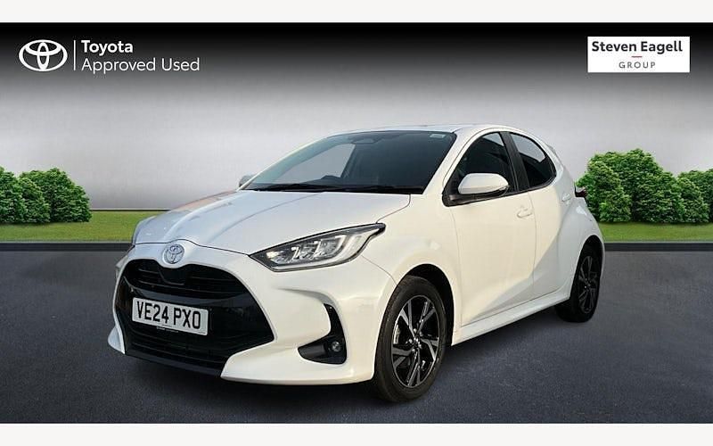 Used Toyota Yaris Hybrid Design 116 HP (85 kW) 2026 Hatchback